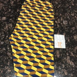 Tall & Curvy LuLaRoe Leggings